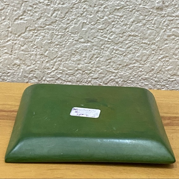 Green Cat Hand-carved Soapstone 4”X4” Square Trinket Dish - Picture 6 of 8